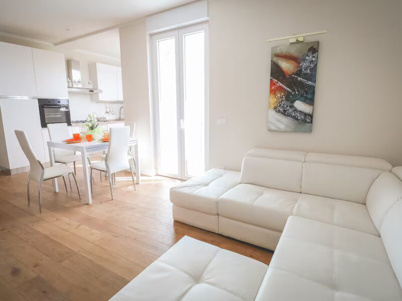 0f04bae2-c59d-45d8-bcda-a2509b13ff63